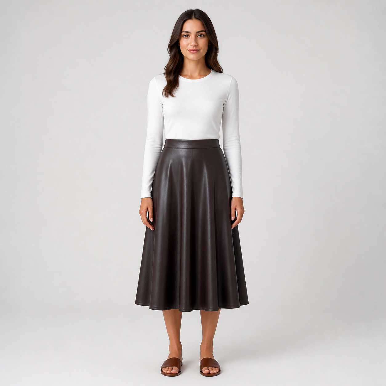 Jupe midi brun foncé en similicuir – vue 1