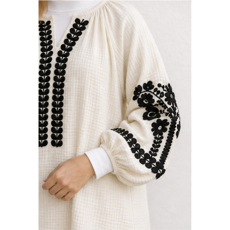 Tunique ivoire à broderie noire Tsniout – vue 4