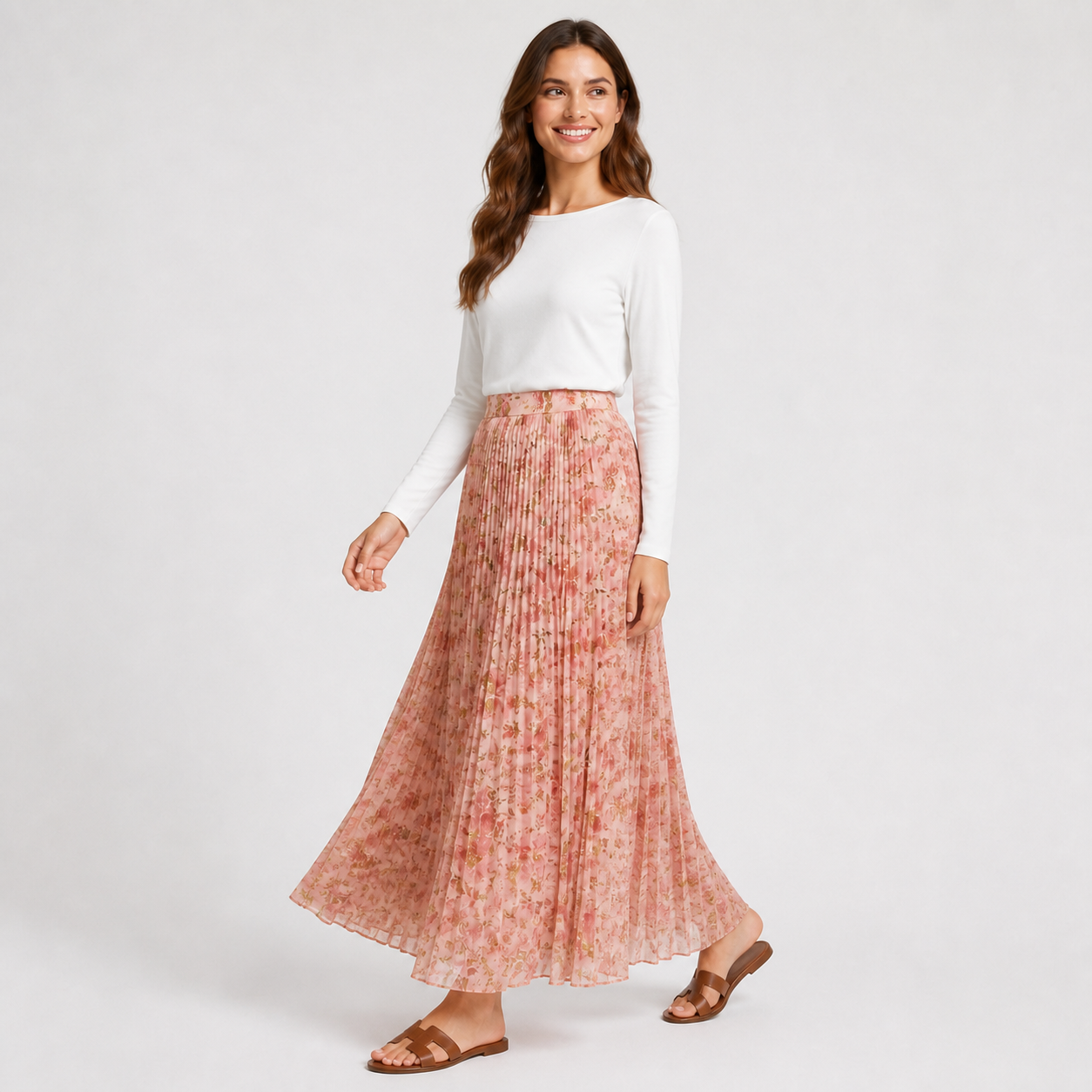 Jupe longue rose fleurie plissée Tsniout – 03 profil marche