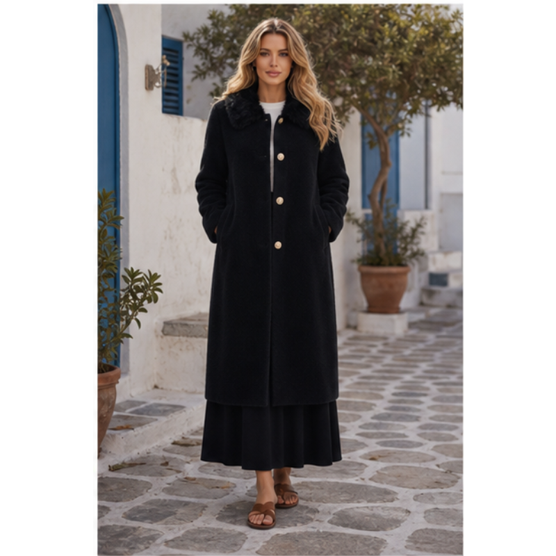 Manteau long fausse fourrure Tsniout – 03 profil marche