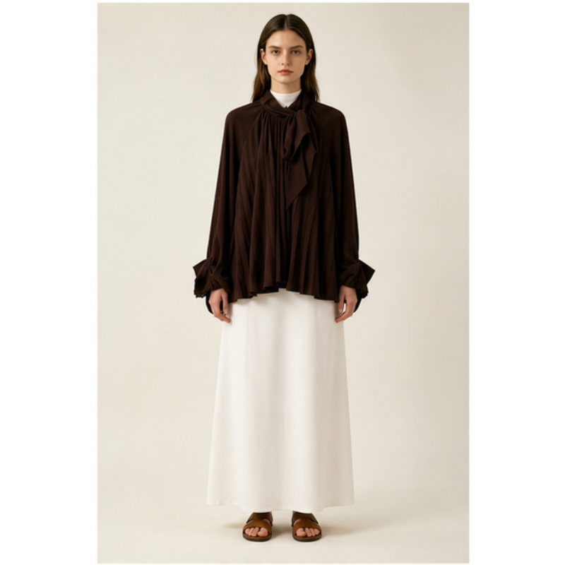 Blouse chocolat plissée à nœud Tsniout – vue 1
