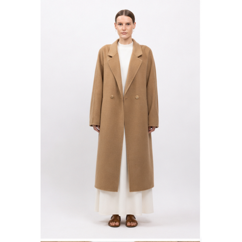 Manteau long camel en laine fait main Tsniout – 01 face studio