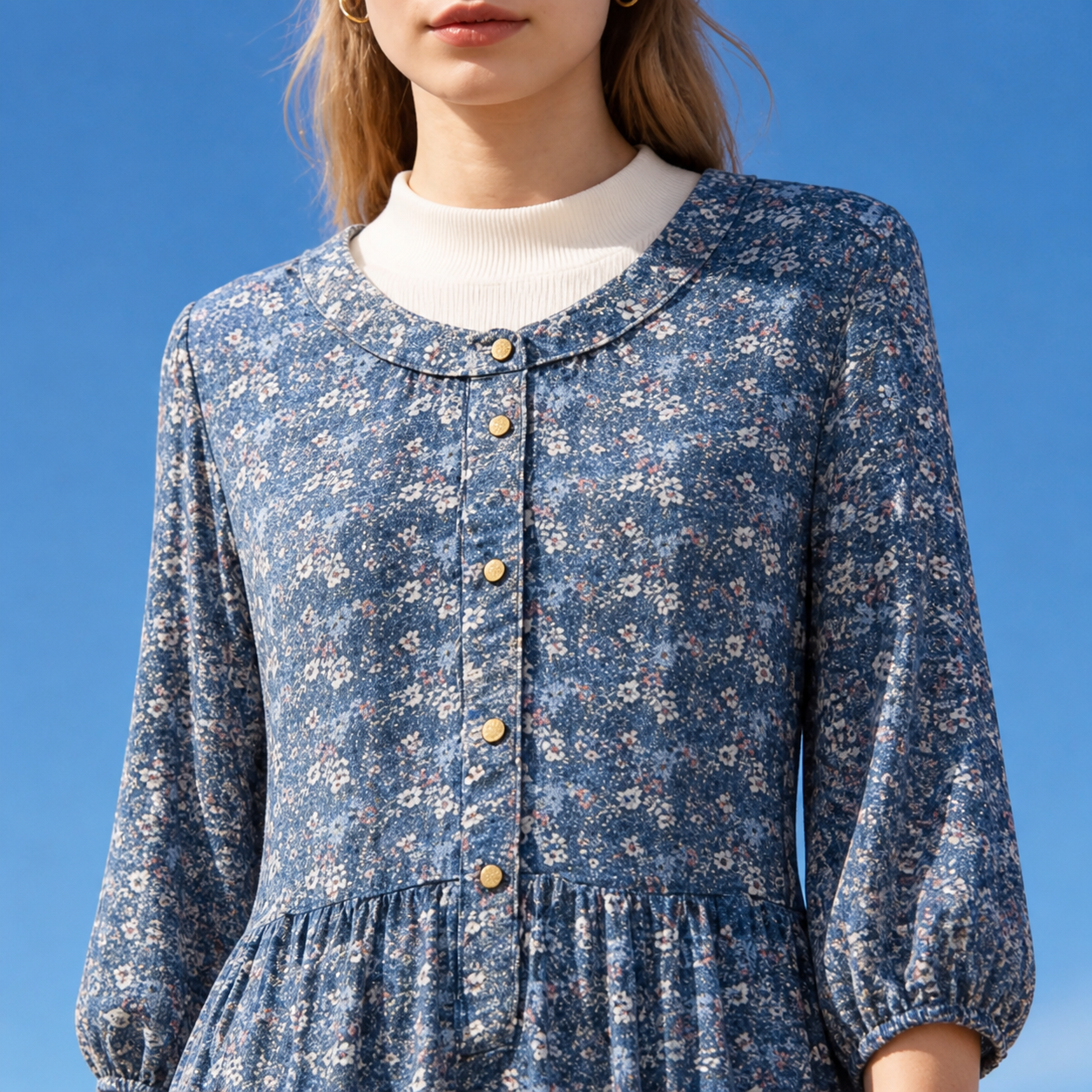 Robe longue bleue fleurie boutonnée – vue 4