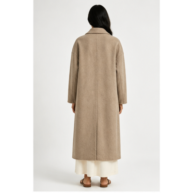 Manteau long taupe oversize Tsniout – 02 dos studio