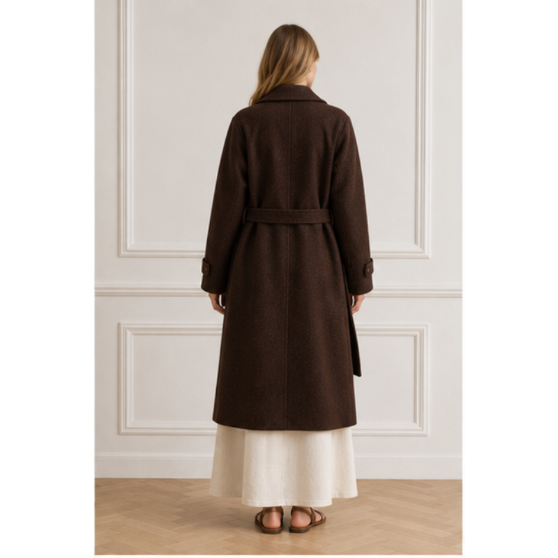 Manteau mi-long chocolat ceinturé Tsniout – 02 dos studio