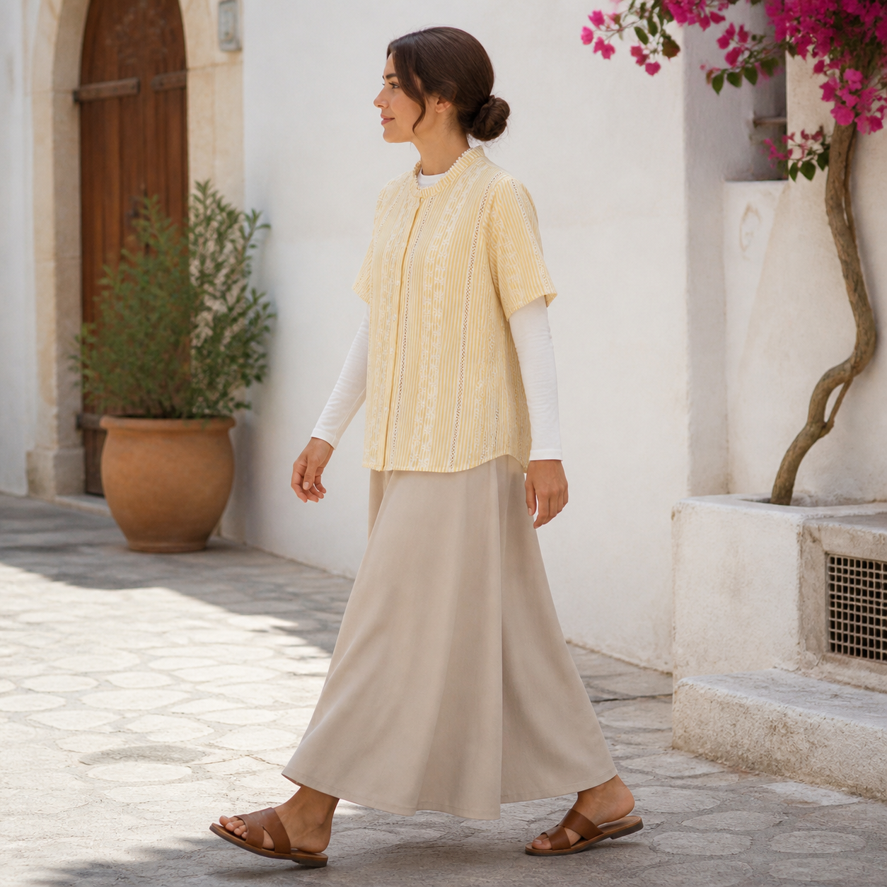Chemise jaune à rayures et broderies – vue 3