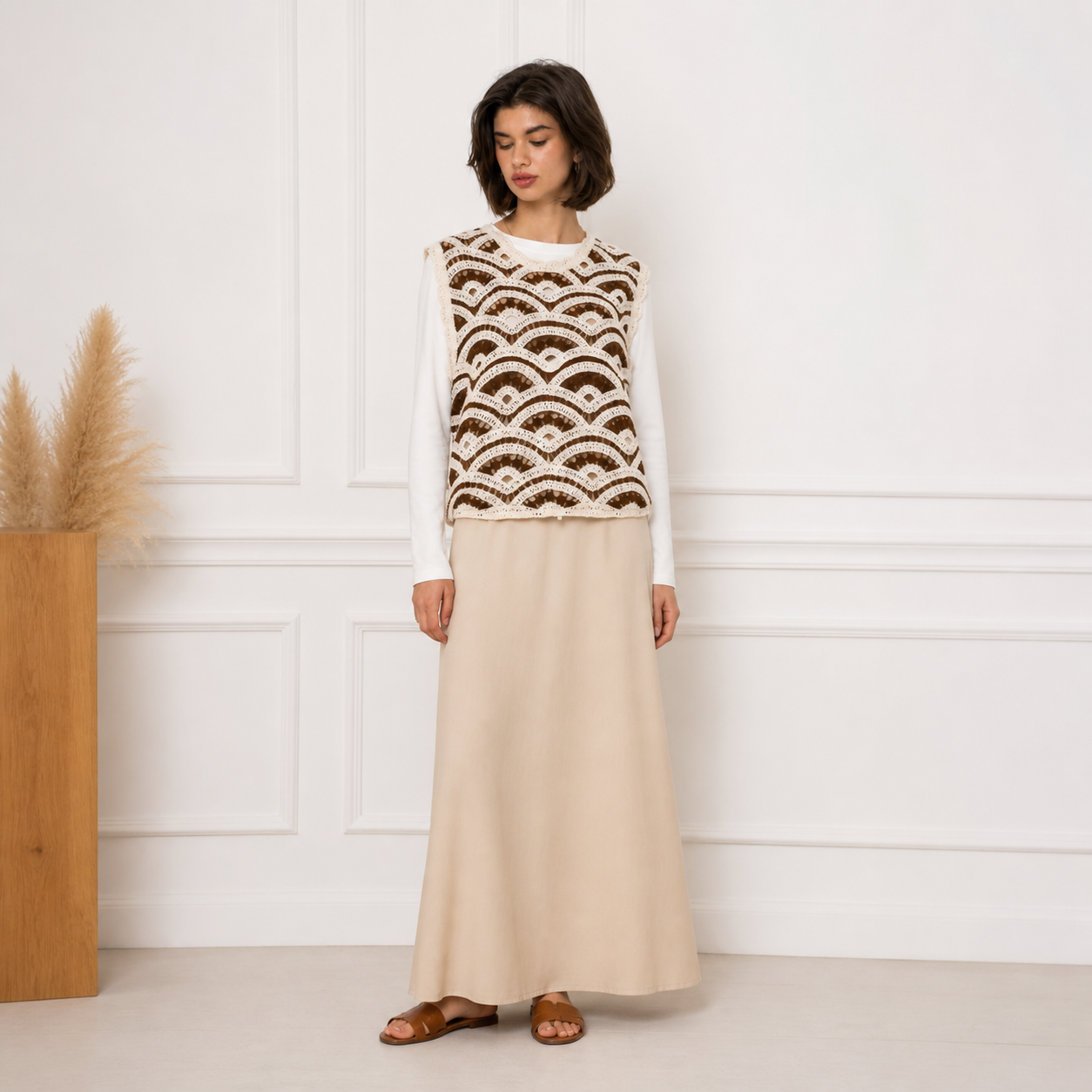 Top chocolat en crochet festonné – vue 1