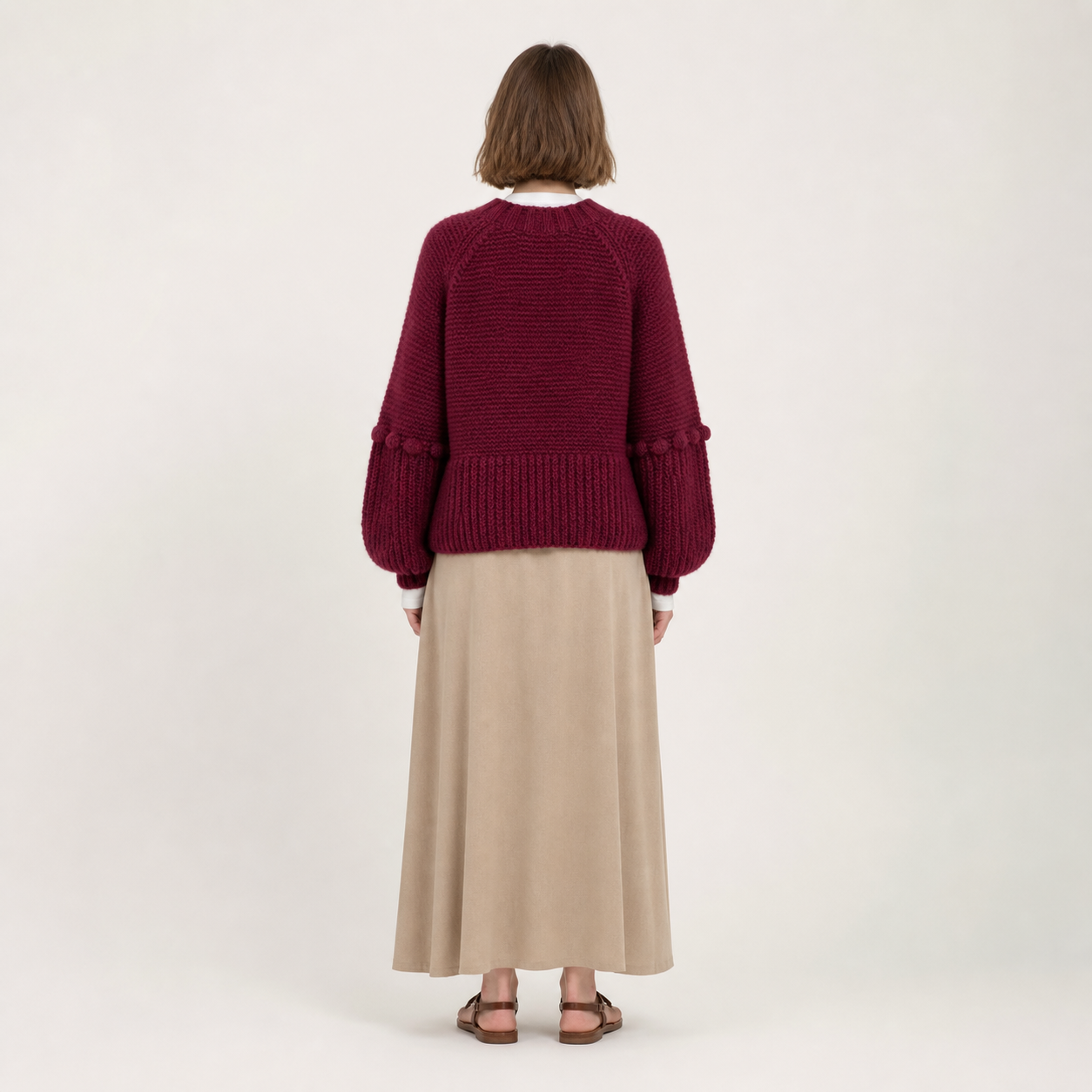 Gilet bordeaux en grosse maille à pompons – vue 2