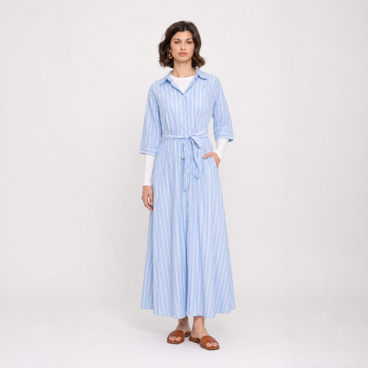 Robe longue bleu ciel rayée ceinturée – vue 1